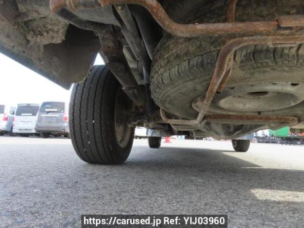 Used 2004 AT toyota hiace-van TRH112V Image[32]