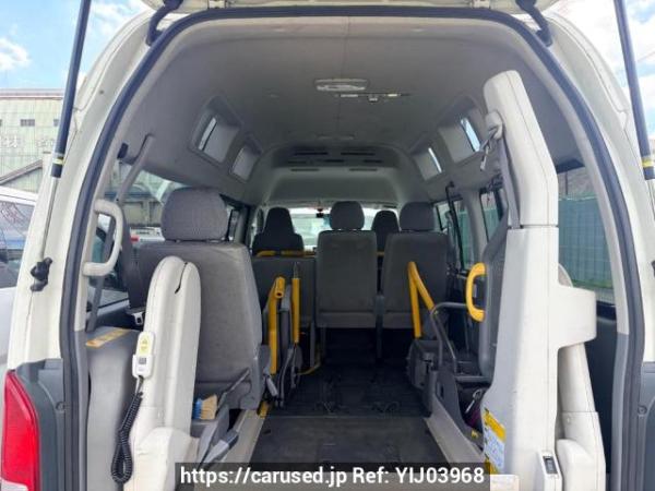 Used 2004 AT toyota hiace-van KDH205K Image[5]