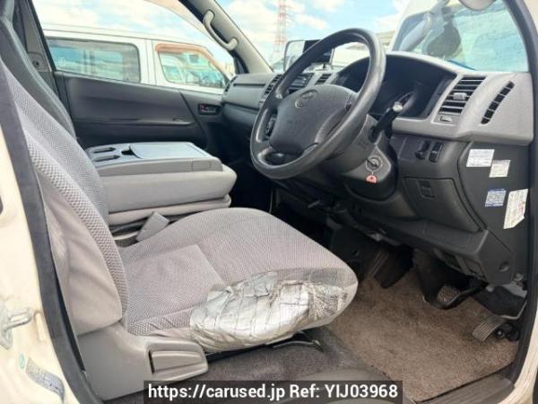 Used 2004 AT toyota hiace-van KDH205K Image[9]