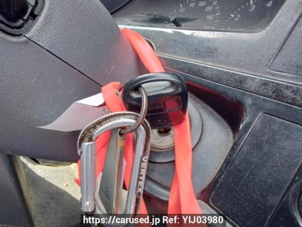 Used 2003 AT toyota regiusace-van RZH112V Image[23]