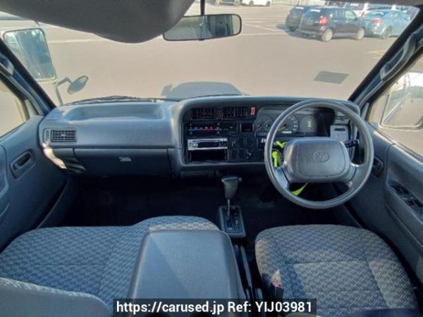 Used 2002 AT toyota regiusace-van RZH112K Image[15]