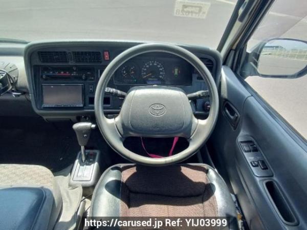 Used 2003 AT toyota hiace-van RZH112V Image[18]