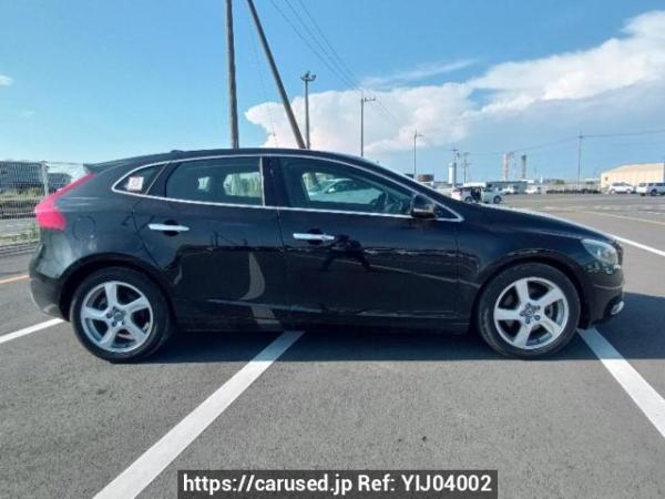 Used 2014 AT volvo v40 MB4164T Image[7]