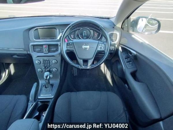 Used 2014 AT volvo v40 MB4164T Image[18]