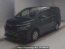 Toyota Voxy ZRR80G