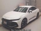 Toyota Crown Crossover TZSH35