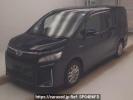 Toyota Voxy ZWR80G