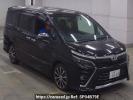 Toyota Voxy ZRR85W