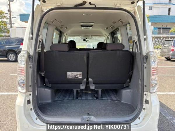 Used 2009 AT toyota voxy ZRR70W Image[8]