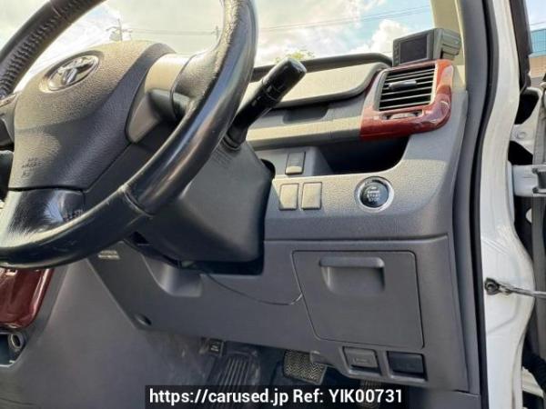 Used 2009 AT toyota voxy ZRR70W Image[30]