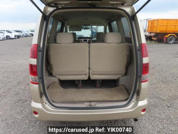 Used 2004 AT toyota noah AZR60G Image[8]