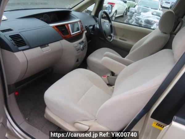 Used 2004 AT toyota noah AZR60G Image[15]