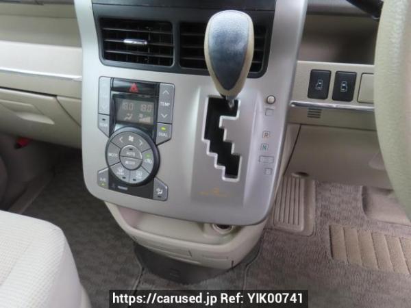 Used 2010 AT toyota noah ZRR70G Image[31]