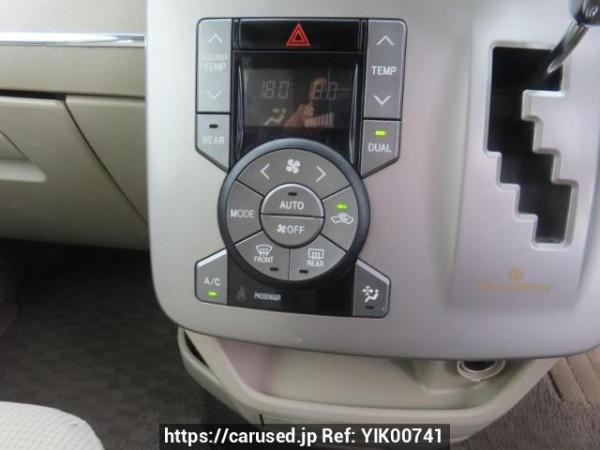 Used 2010 AT toyota noah ZRR70G Image[32]