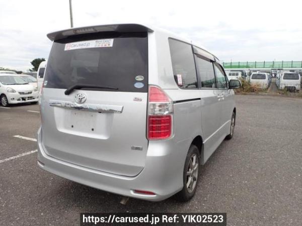Used 2007 AT toyota noah ZRR75W Image[6]