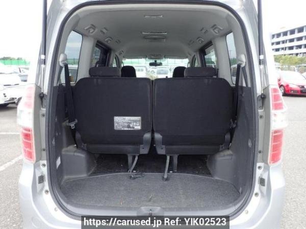 Used 2007 AT toyota noah ZRR75W Image[8]