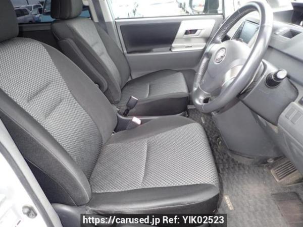 Used 2007 AT toyota noah ZRR75W Image[11]