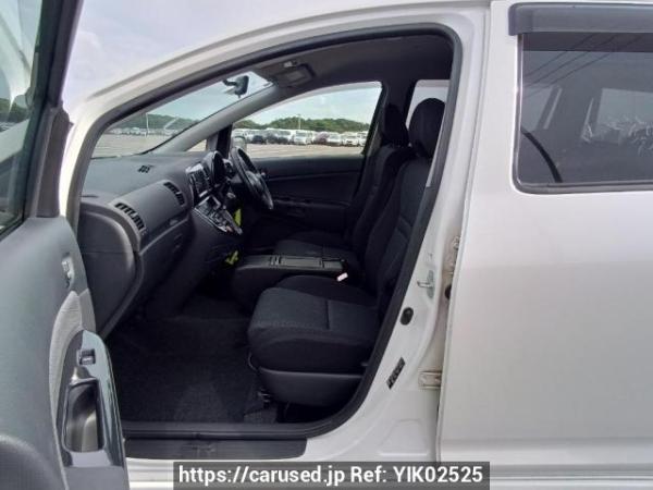 Used 2003 AT toyota wish ZNE10G Image[13]