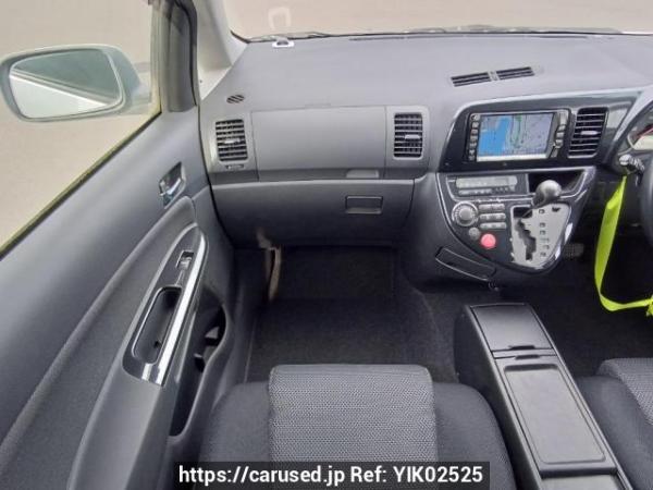 Used 2003 AT toyota wish ZNE10G Image[18]