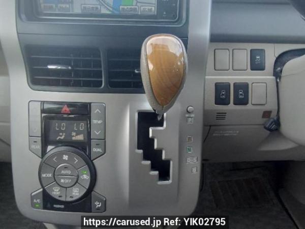 Used 2009 AT toyota noah ZRR70G Image[23]