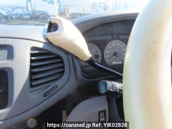 Used 1999 AT toyota regius-wagon RCH41W Image[31]