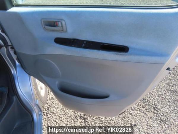 Used 1999 AT toyota regius-wagon RCH41W Image[35]
