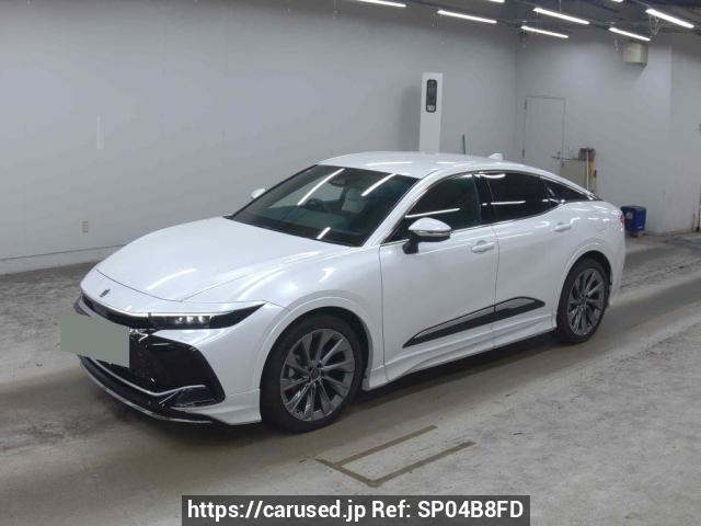 Buy Used 2023 Toyota Crown Crossover AZSH35 (SP04B8FD) - Carused.jp