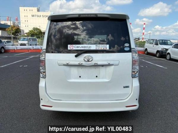 Used 2010 AT toyota voxy ZRR70W Image[5]