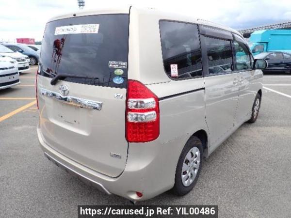 Used 2010 AT toyota noah ZRR70G Image[5]