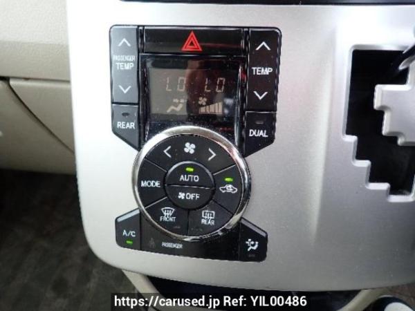 Used 2010 AT toyota noah ZRR70G Image[24]
