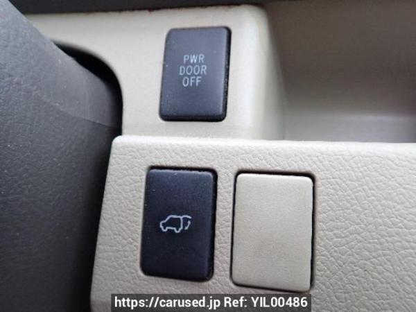 Used 2010 AT toyota noah ZRR70G Image[27]