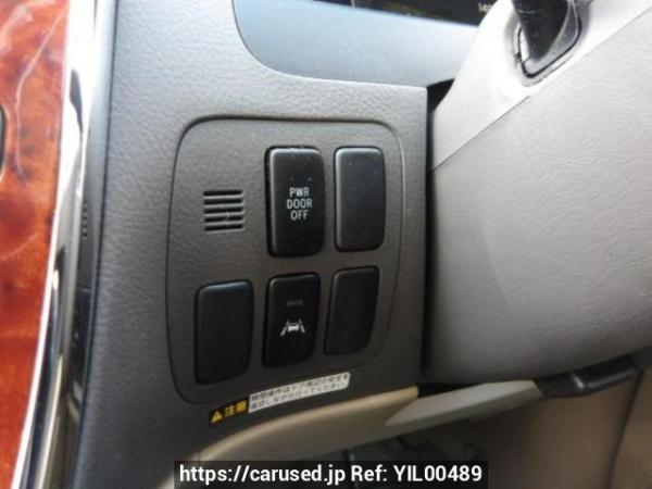 Used 2004 AT toyota alphard MNH10W Image[24]