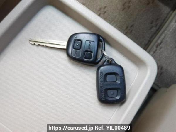 Used 2004 AT toyota alphard MNH10W Image[25]