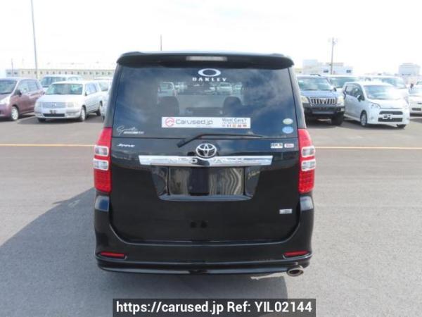 Used 2010 AT toyota noah ZRR70W Image[5]