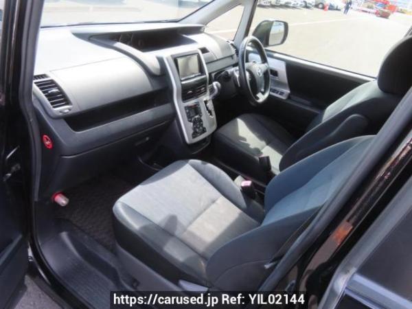 Used 2010 AT toyota noah ZRR70W Image[14]
