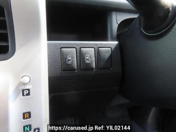 Used 2010 AT toyota noah ZRR70W Image[32]