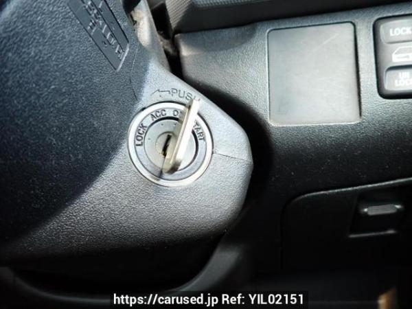 Used 2005 AT toyota regiusace-van KDH200V Image[26]