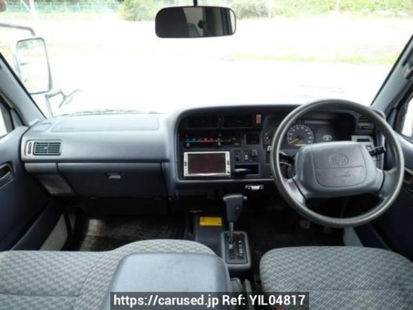 Used 2001 AT toyota hiace-van RZH112V Image[16]