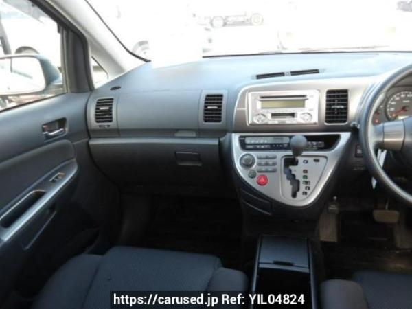 Used 2005 AT toyota wish ZNE10G Image[17]