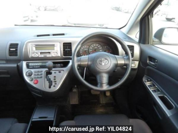Used 2005 AT toyota wish ZNE10G Image[18]