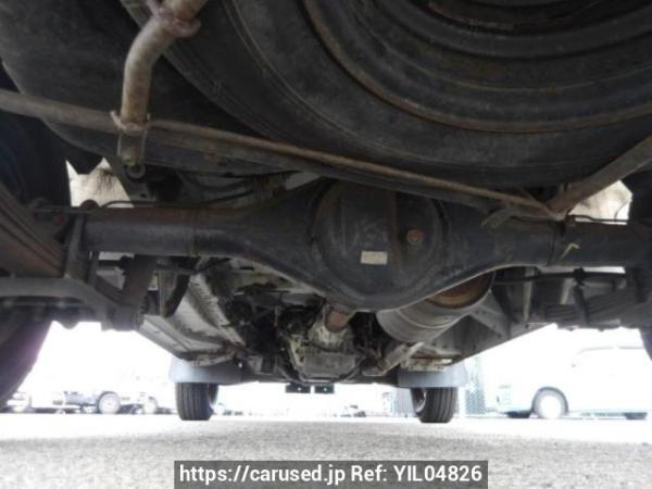 Used 2000 AT toyota regiusace-van RZH112V Image[32]