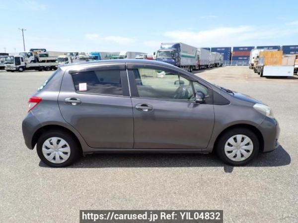 Used 2013 AT toyota vitz KSP130 Image[7]