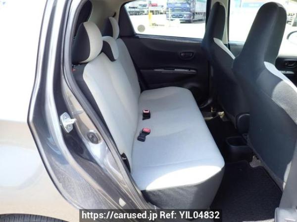 Used 2013 AT toyota vitz KSP130 Image[14]