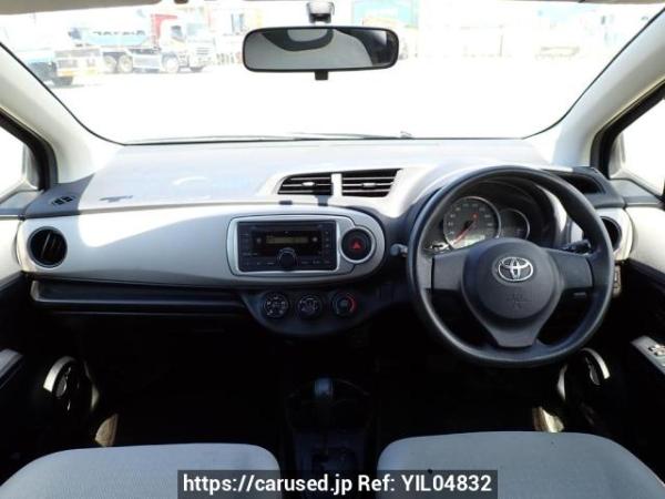 Used 2013 AT toyota vitz KSP130 Image[16]
