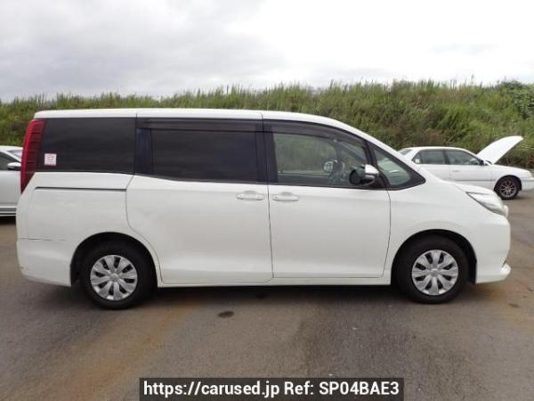 Used 2015 AT toyota noah ZRR80G Image[7]