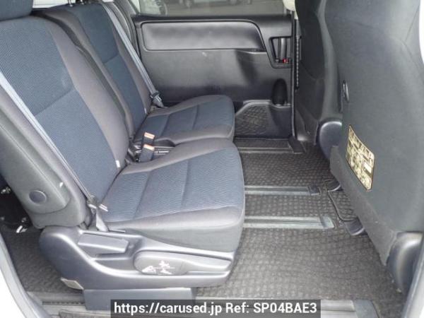 Used 2015 AT toyota noah ZRR80G Image[13]