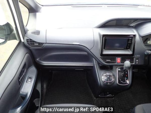 Used 2015 AT toyota noah ZRR80G Image[17]