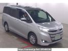 Toyota Noah ZWR80G