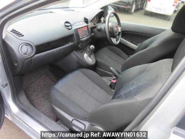Used 2012 AT mazda demio DE3FS Image[12]