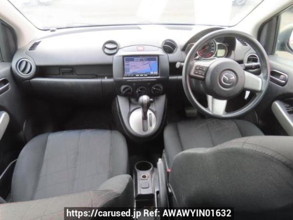 Used 2012 AT mazda demio DE3FS Image[15]